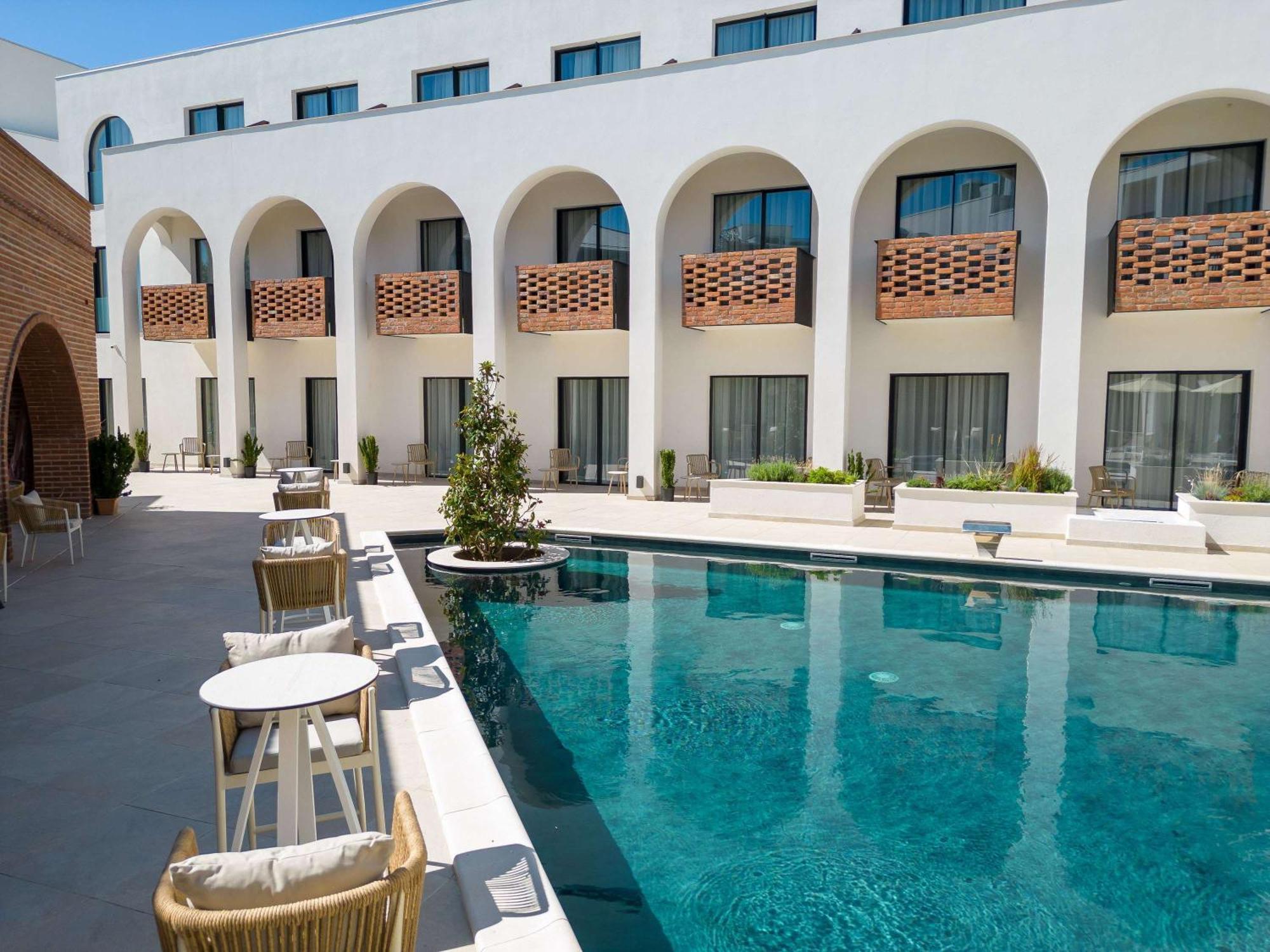 Mercure Conacul Cozieni Pasarea Exterior foto