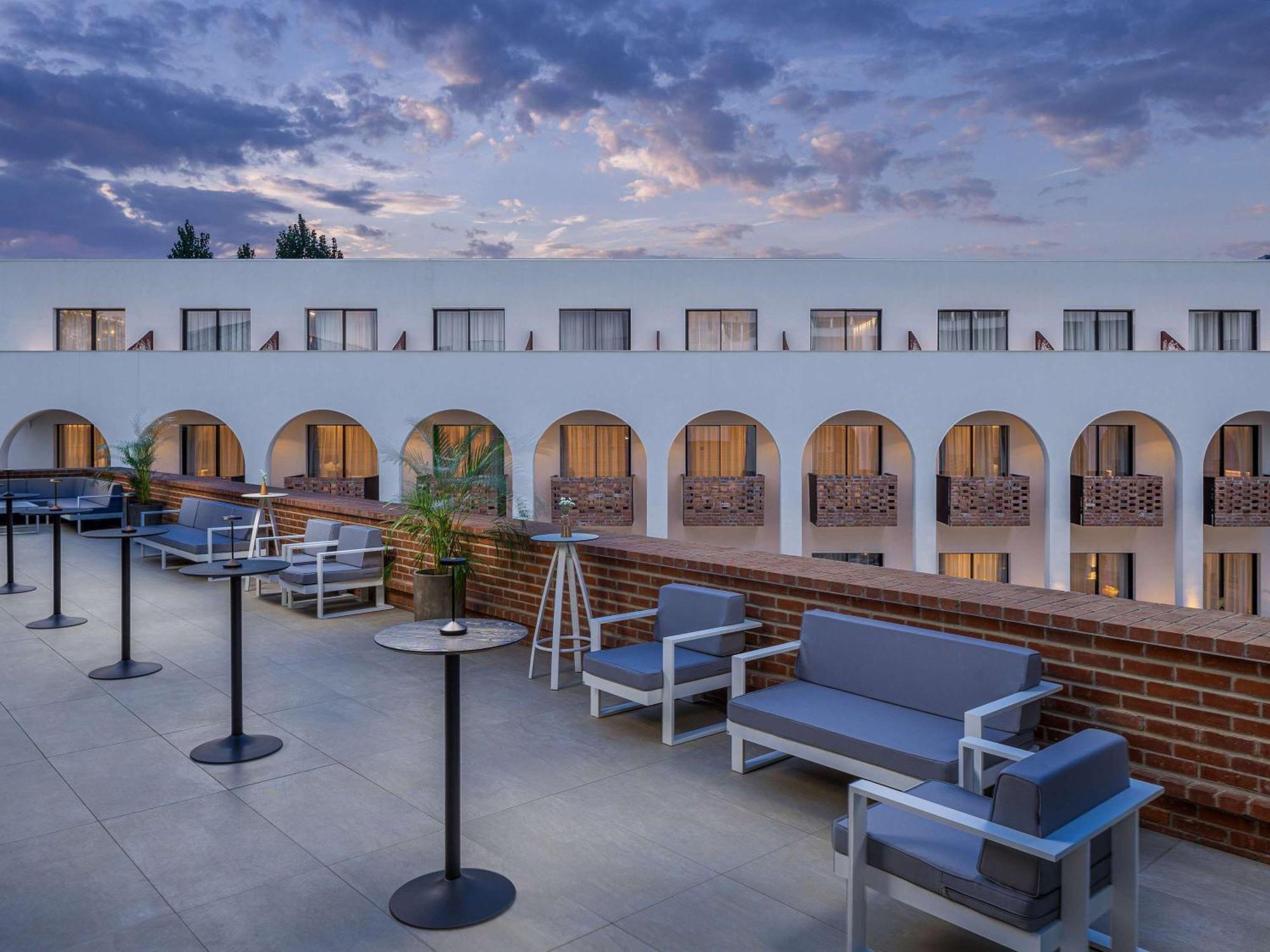 Mercure Conacul Cozieni Pasarea Exterior foto